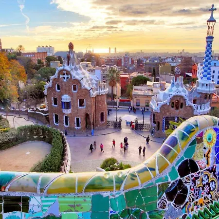 아파트 En El Centro De Barcelona! *
